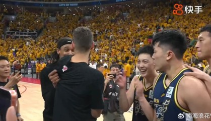 bob体育官方入口-1650万球员仅得5分，还笑着祝贺张皓嘉，京蜜:买你不如买更好外援|北京队|广东队|赵睿|贾维尔-麦基|贾维尔·麦基_新浪体育_新浪新闻